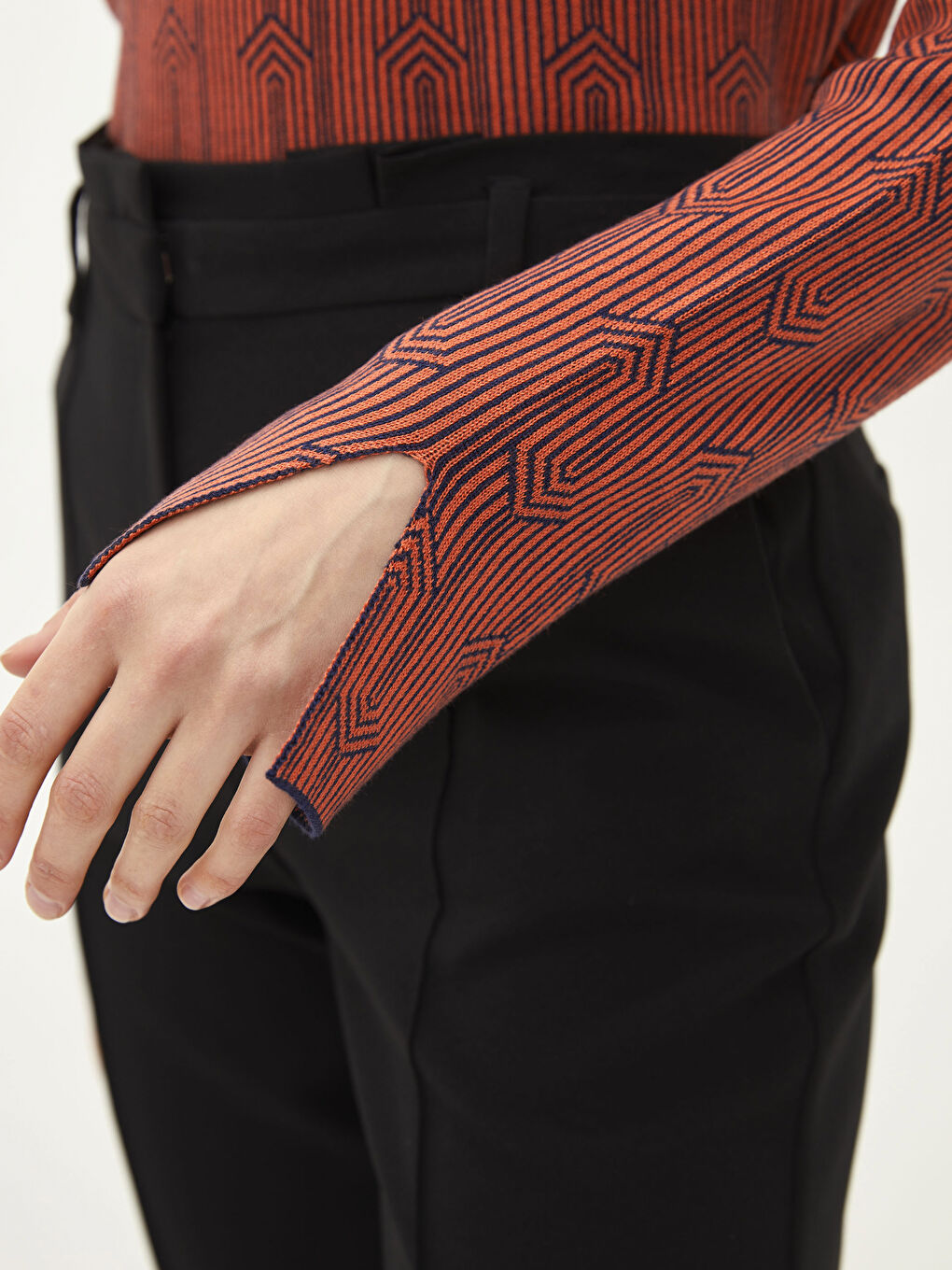 Turuncu Yarım Balıkçı Yaka Desenli Uzun Kollu Kadın Triko Kazak-3