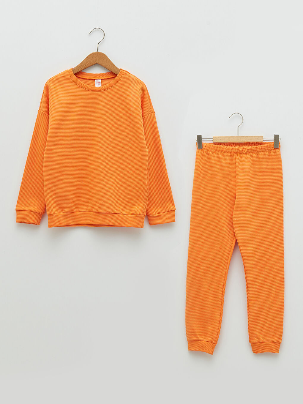 LCW Kids Crew Neck Basic Long Sleeve Girls Pajamas Set -W1LD61Z4-FKL