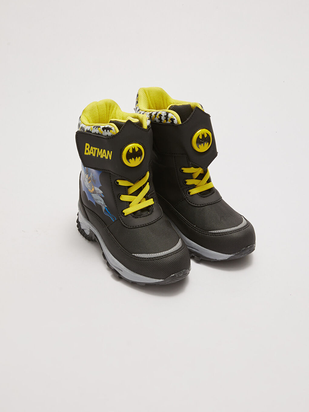 LCW STEPS Batman Licensed Lighted Velcro And Lace-Up Thick Sole Boys Snow Boots -W1LE71Z4-HUC