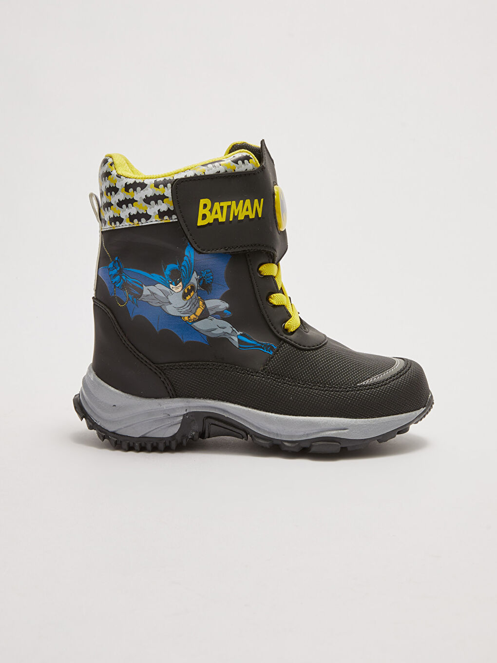 LCW STEPS Batman Licensed Lighted Velcro And Lace-Up Thick Sole Boys Snow Boots -W1LE71Z4-HUC