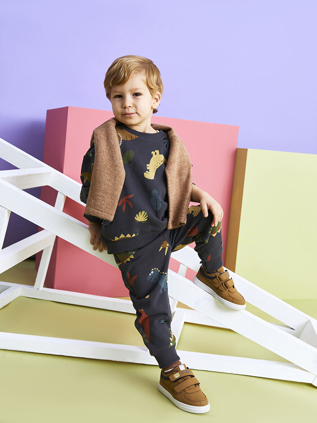 Gri Bisiklet Yaka Uzun Kollu Baskılı Erkek Bebek Sweatshirt ve Jogger Pantolon 2'li Takım