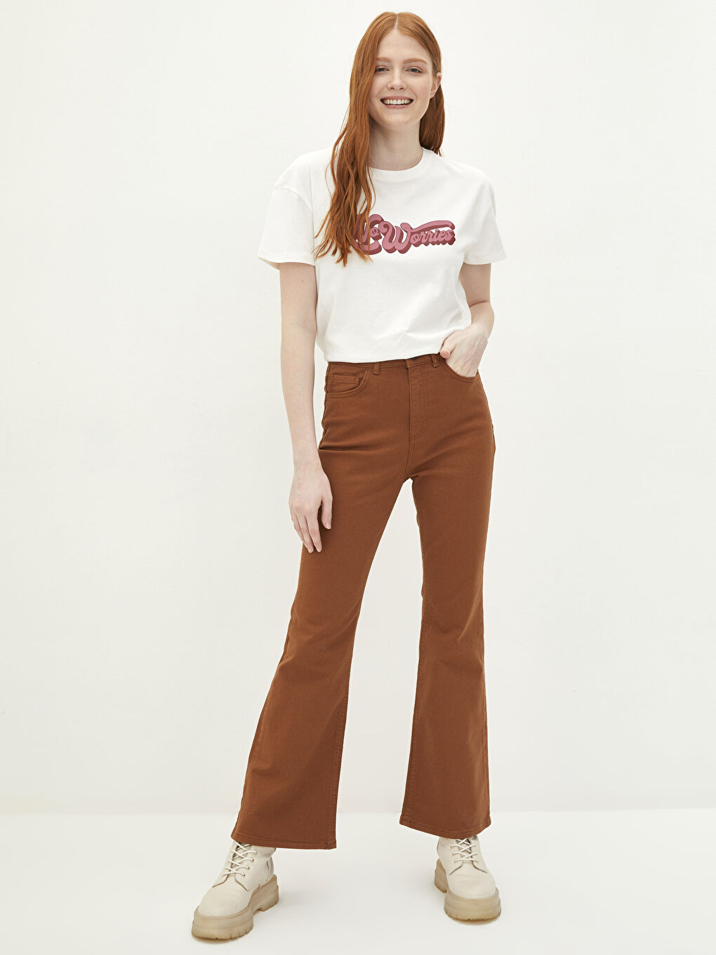 LCW Jeans جينز نسائي بوسط عالي وموديل المريخ واسع -W1LF87Z8-DJ4