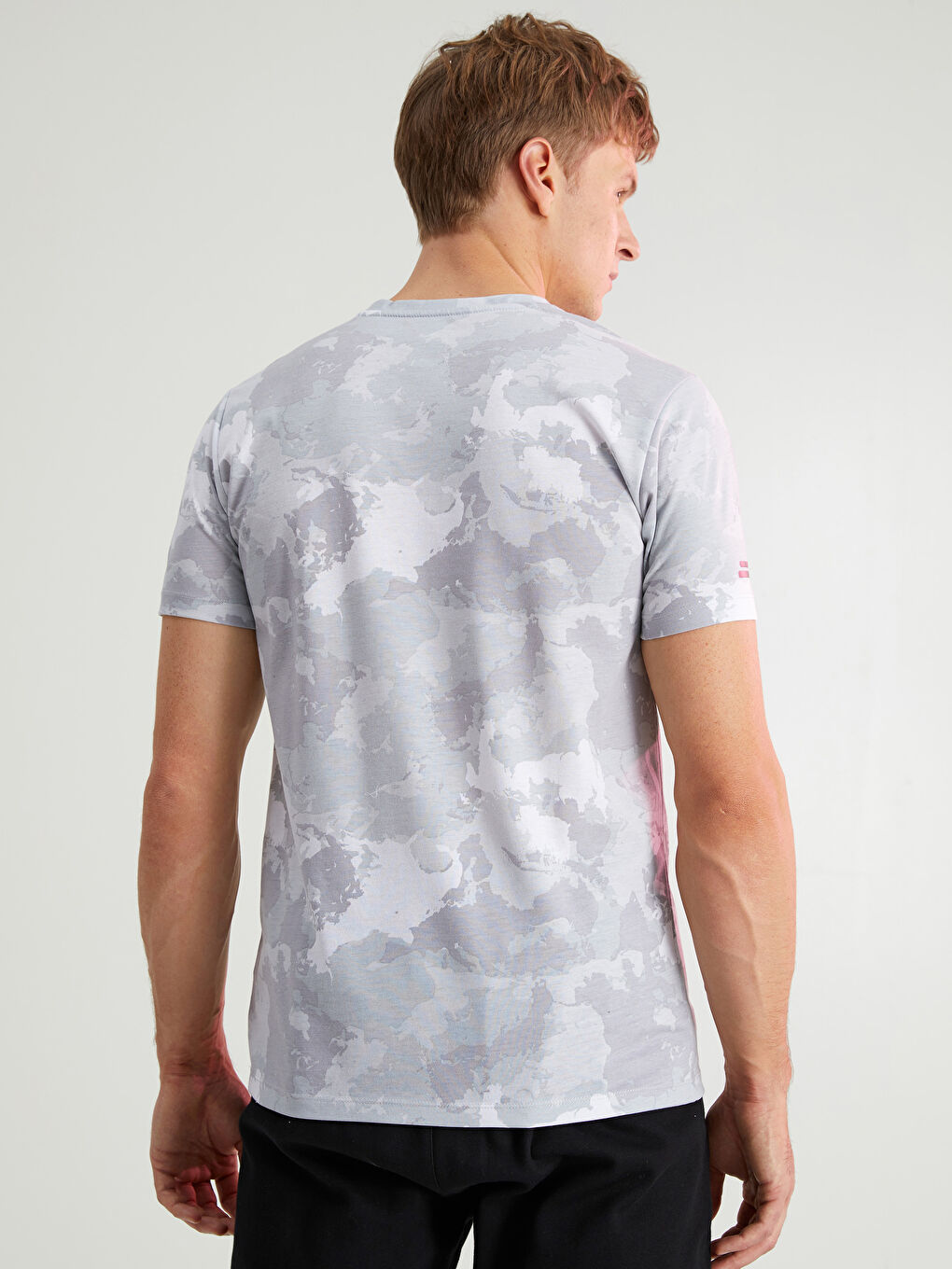 Ekru Bisiklet Yaka Kısa Kollu Desenli Erkek Spor Tişört-4