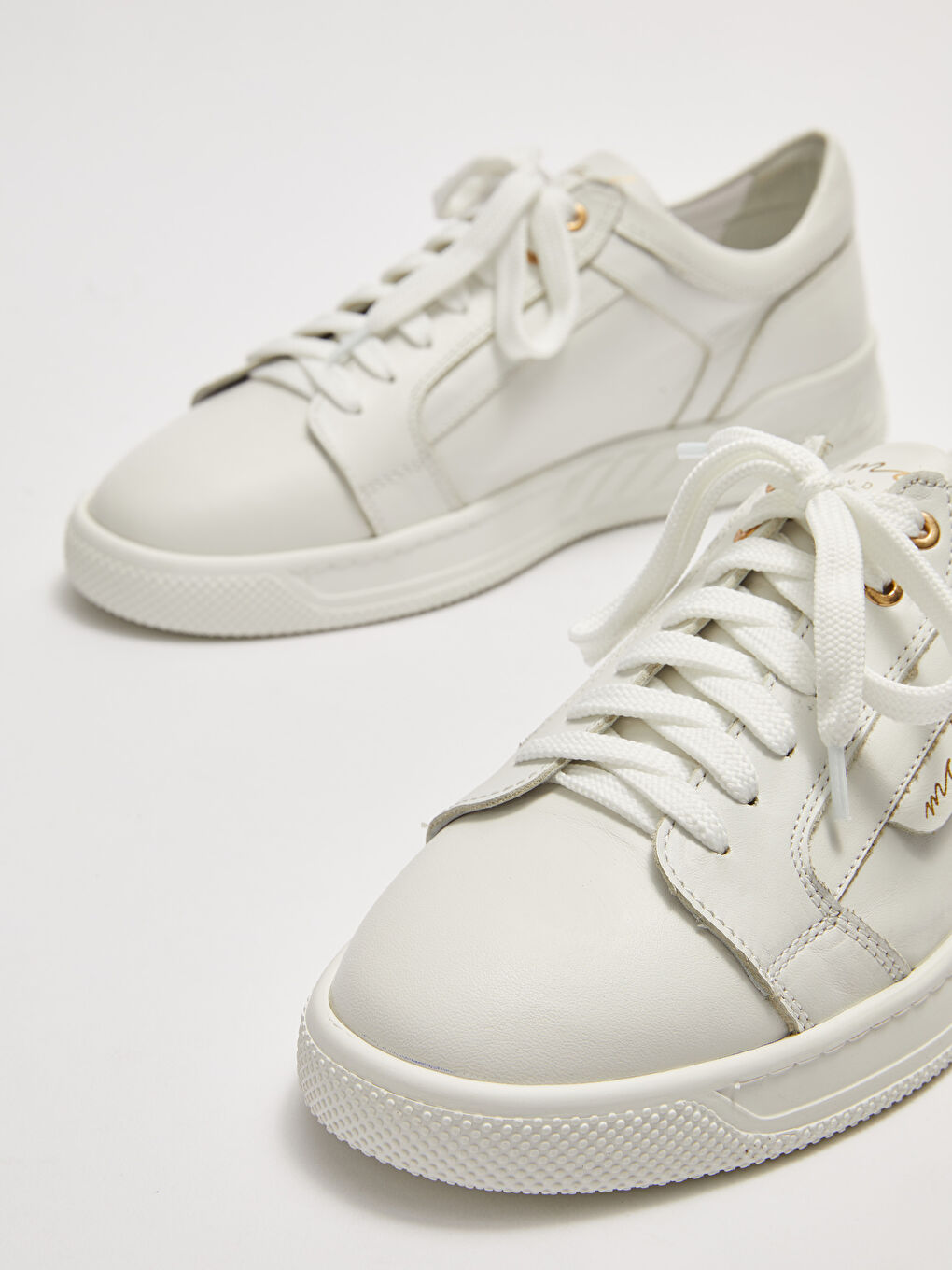 Beyaz Bağcıklı Erkek Spor Ayakkabı-6