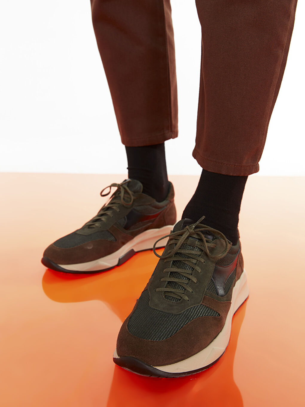 Kahverengi Renk Bloklu Bağcıklı Erkek Spor Ayakkabı-3