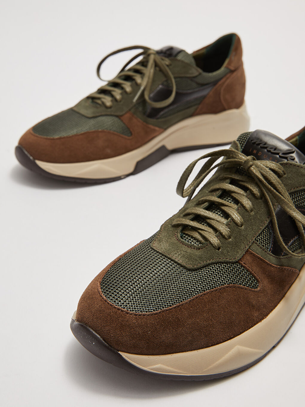 Kahverengi Renk Bloklu Bağcıklı Erkek Spor Ayakkabı-6