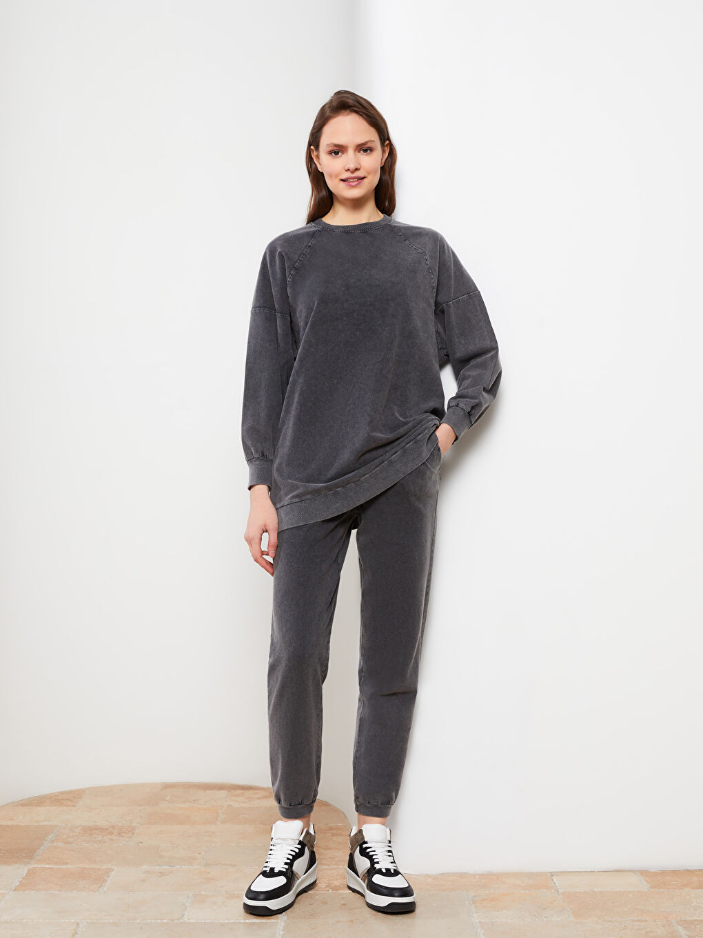 Antrasit Beli Lastikli Düz Pamuklu Kadın Jogger Eşofman Altı-1