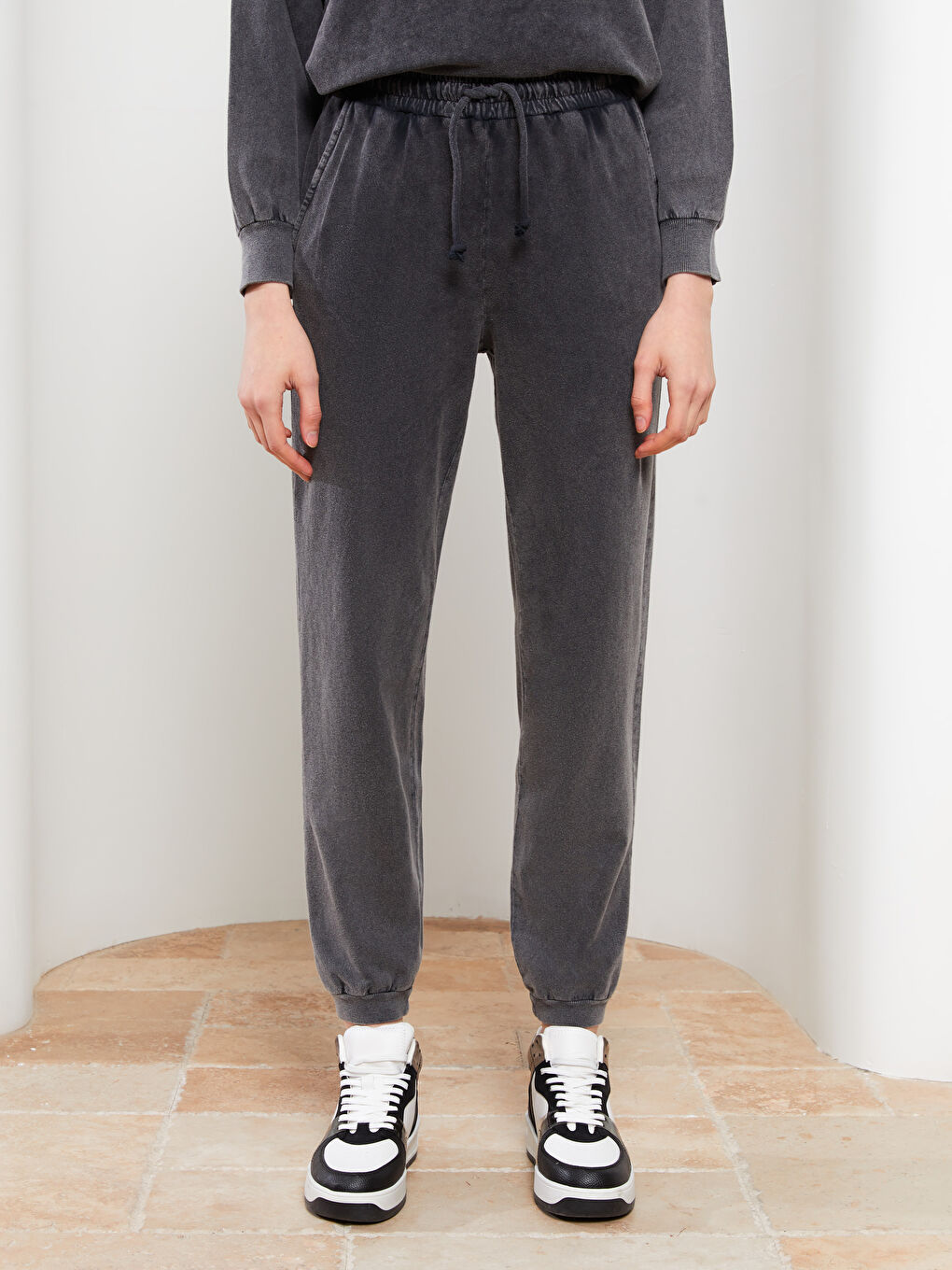 Antrasit Beli Lastikli Düz Pamuklu Kadın Jogger Eşofman Altı-3