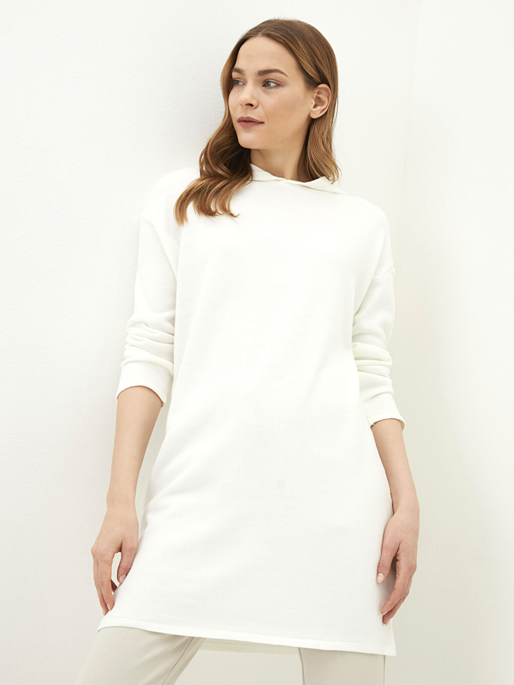 LCWAIKIKI Classic Hooded Straight Long Sleeve Women's Knitwear Tunic -W1LK14Z8-EEW