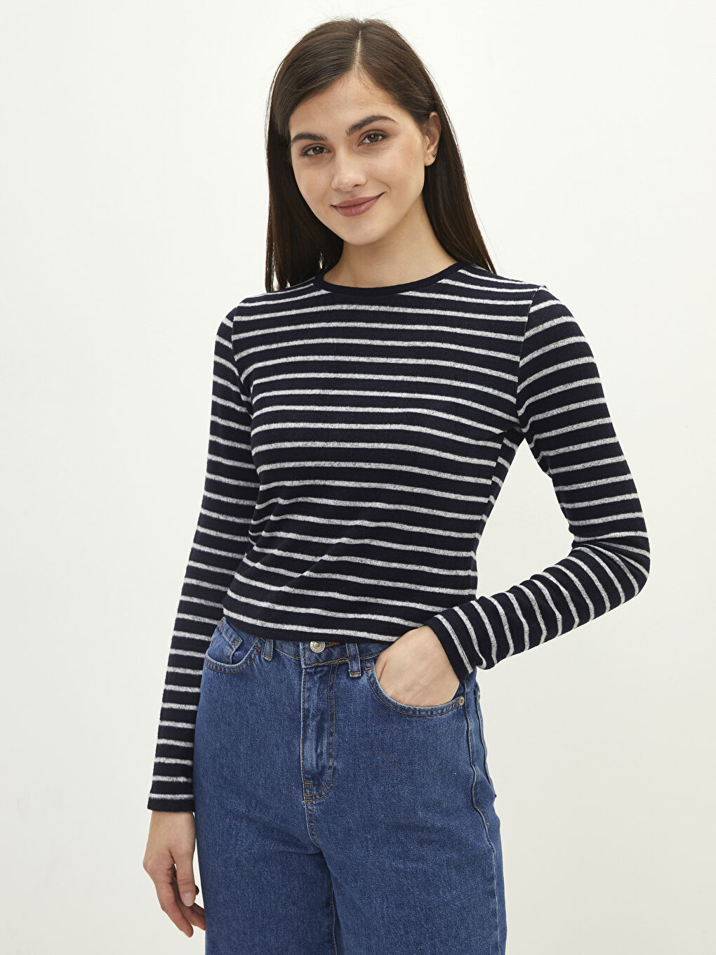 Lacivert Bisiklet Yaka Çizgili Uzun Kollu Kadın Tişört