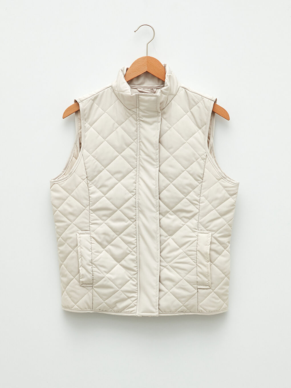 Bej Dik Yaka Kapitone Desenli Kadın Şişme Yelek-6