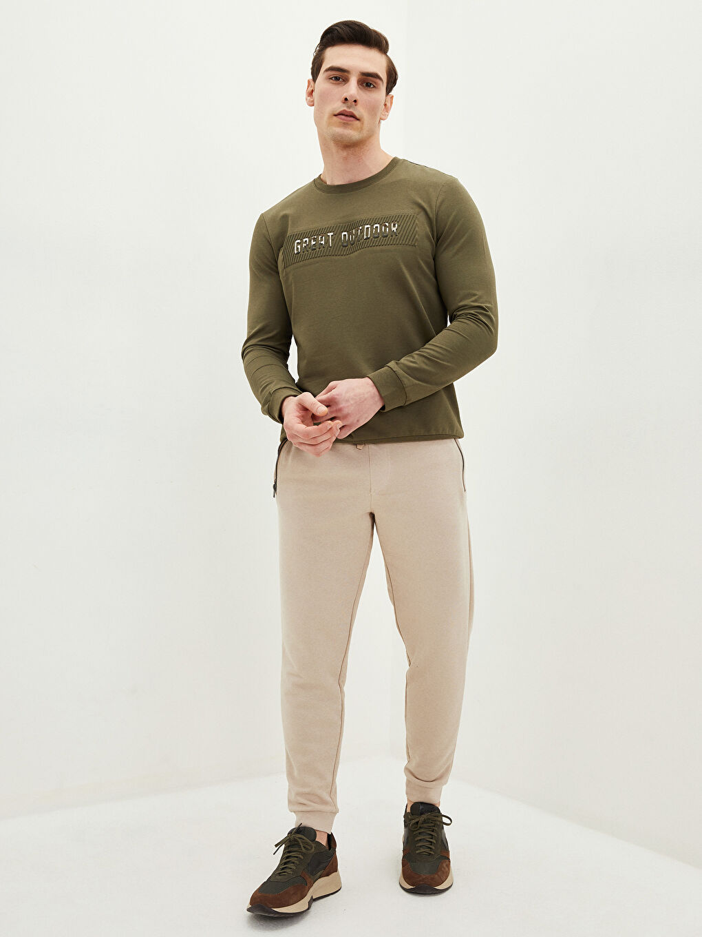 Bej Standart Kalıp Erkek Jogger Eşofman Altı-1