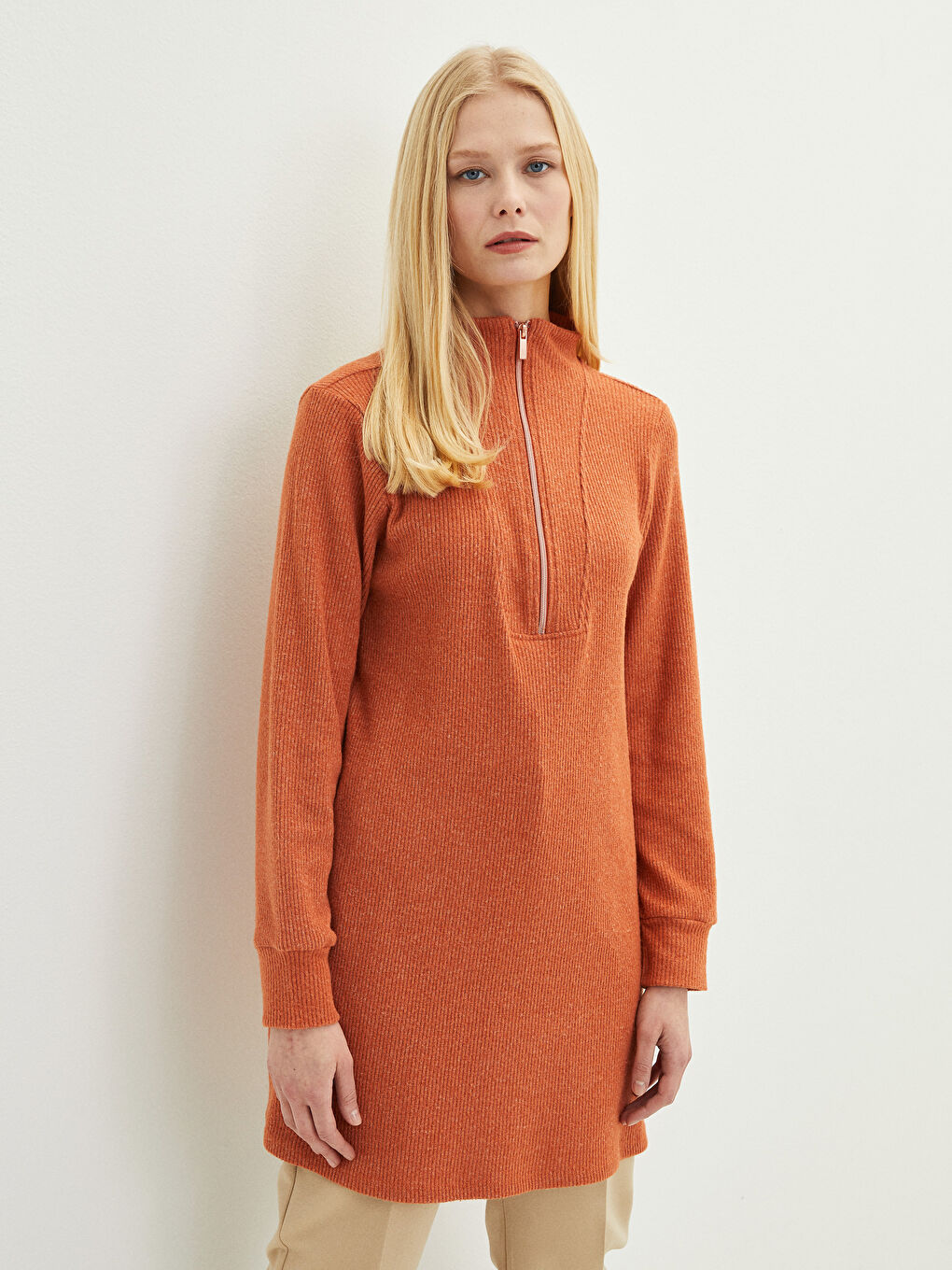 LCWAIKIKI Basic Funnel Neck Plain Long Sleeve Women's Tunic -W1LN43Z8-H4L
