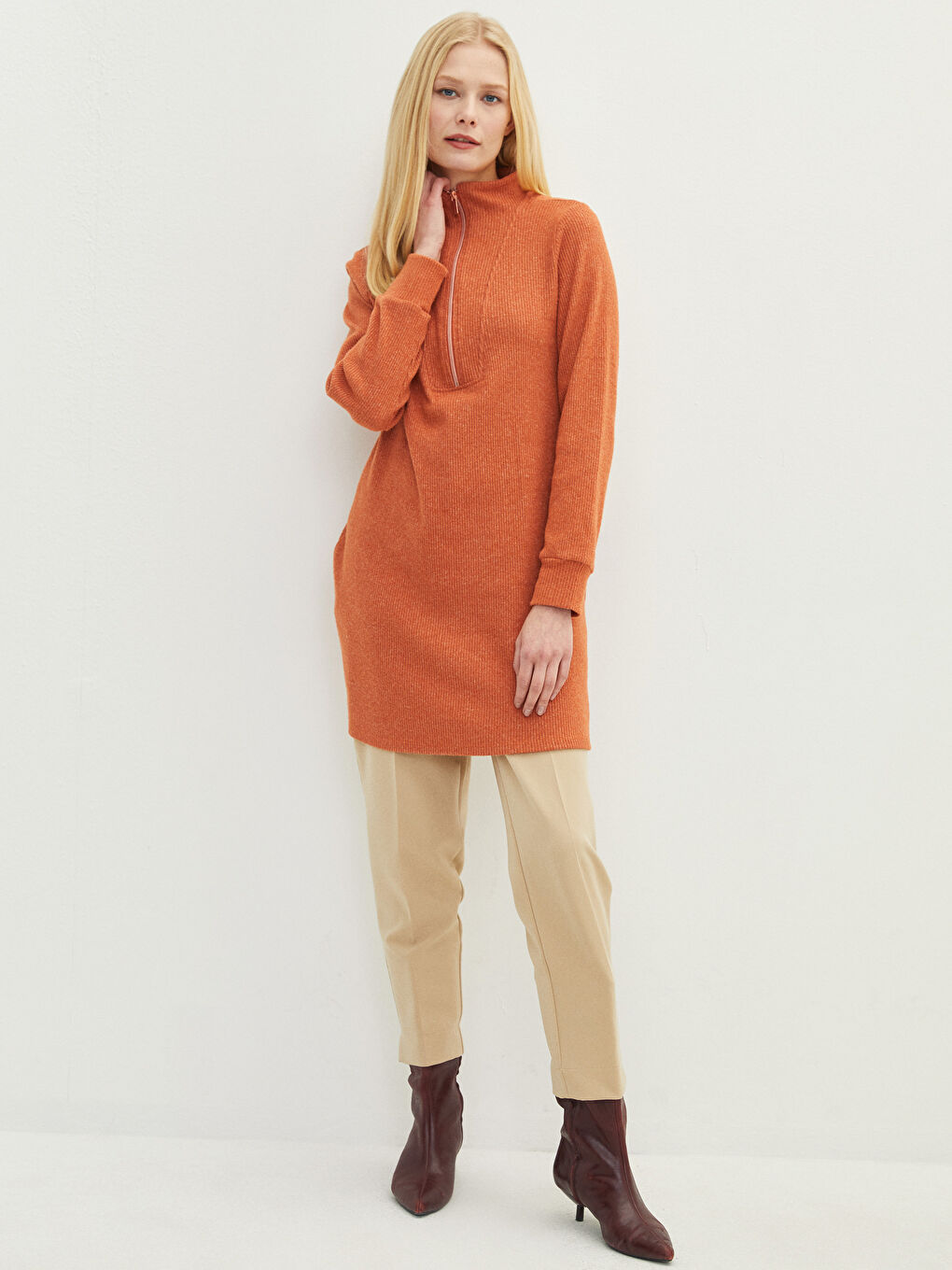 LCWAIKIKI Basic Funnel Neck Plain Long Sleeve Women's Tunic -W1LN43Z8-H4L
