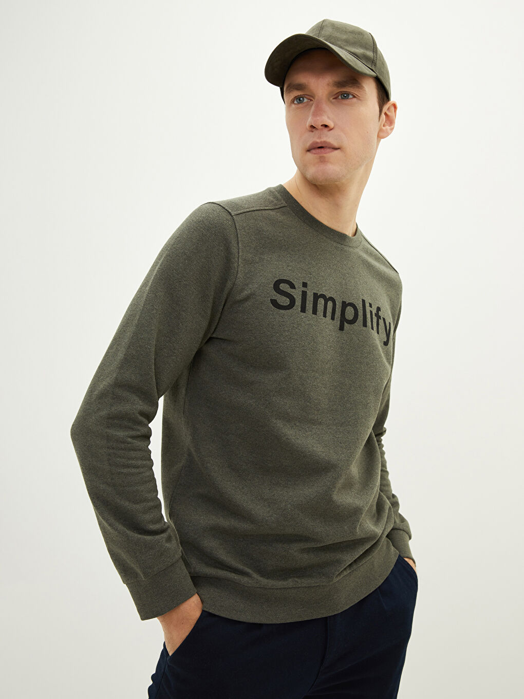 Haki Bisiklet Yaka Uzun Kollu Baskılı Erkek Sweatshirt