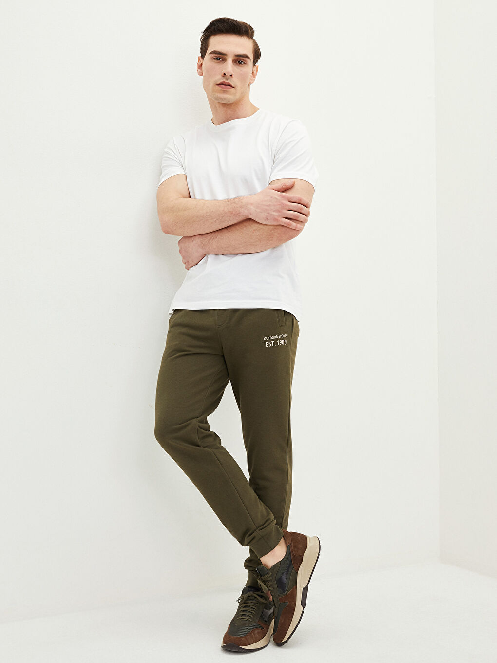 Standard Fit Men's Jogger Sweatpants