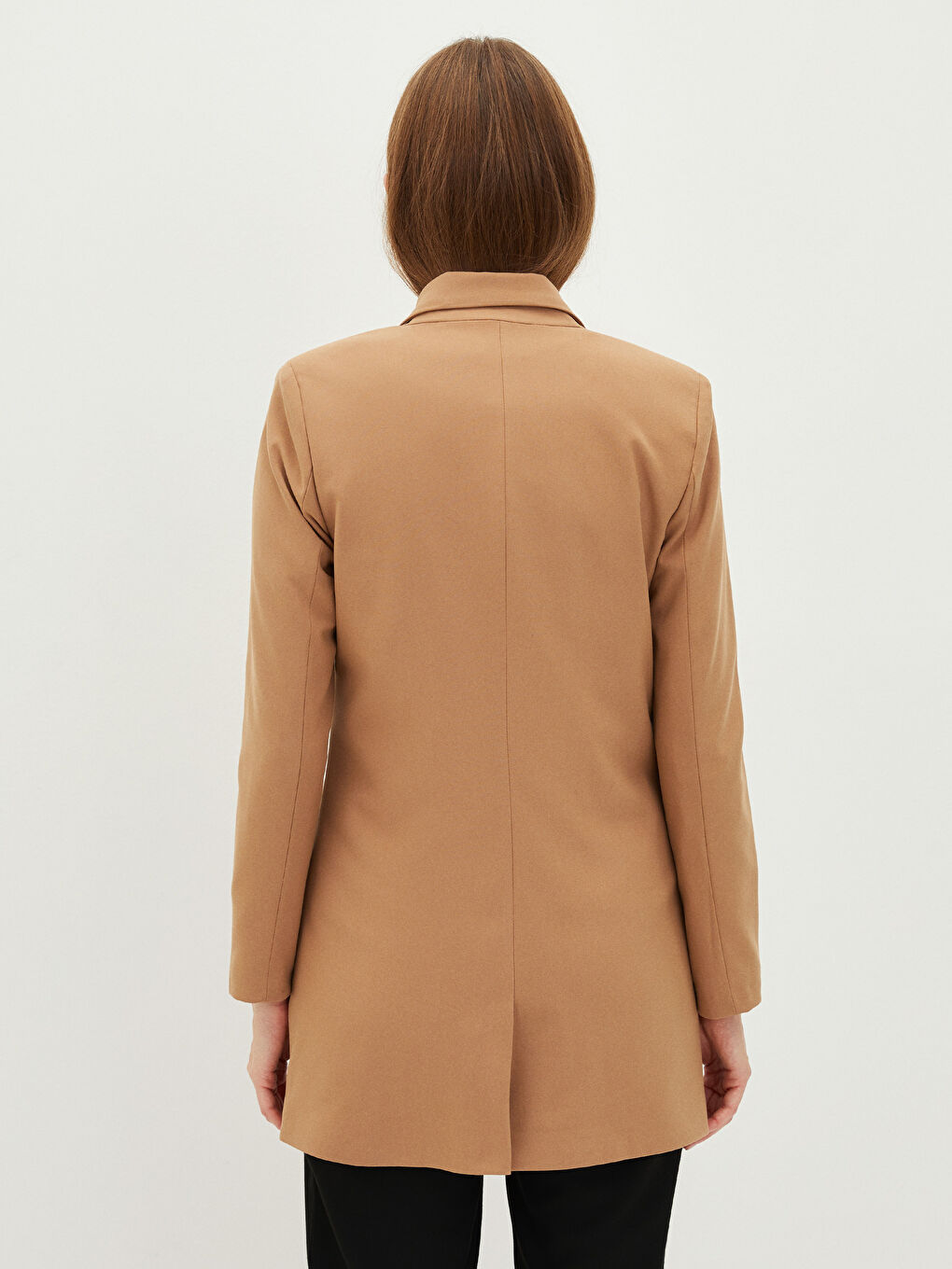 Bej Önden Düğme Kapamalı Düz Uzun Kollu Dobby Kumaş Kadın Ceket-4