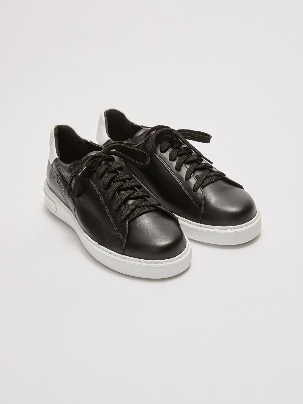 Siyah Bağcıklı Erkek Spor Ayakkabı-2