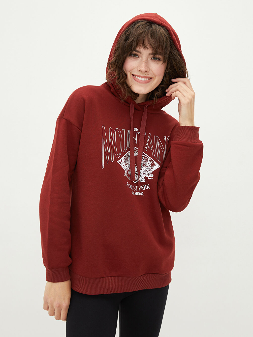 LCW Vision Bordo Kapüşonlu Baskılı Uzun Kollu Kadın Sweatshirt