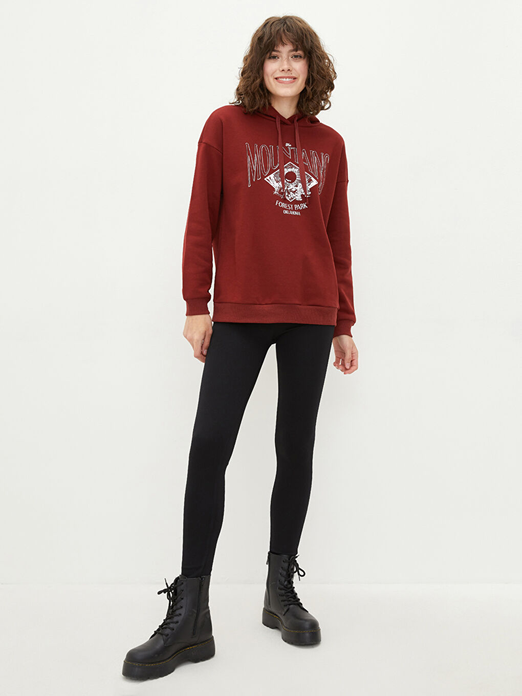 LCW Vision Bordo Kapüşonlu Baskılı Uzun Kollu Kadın Sweatshirt - 2