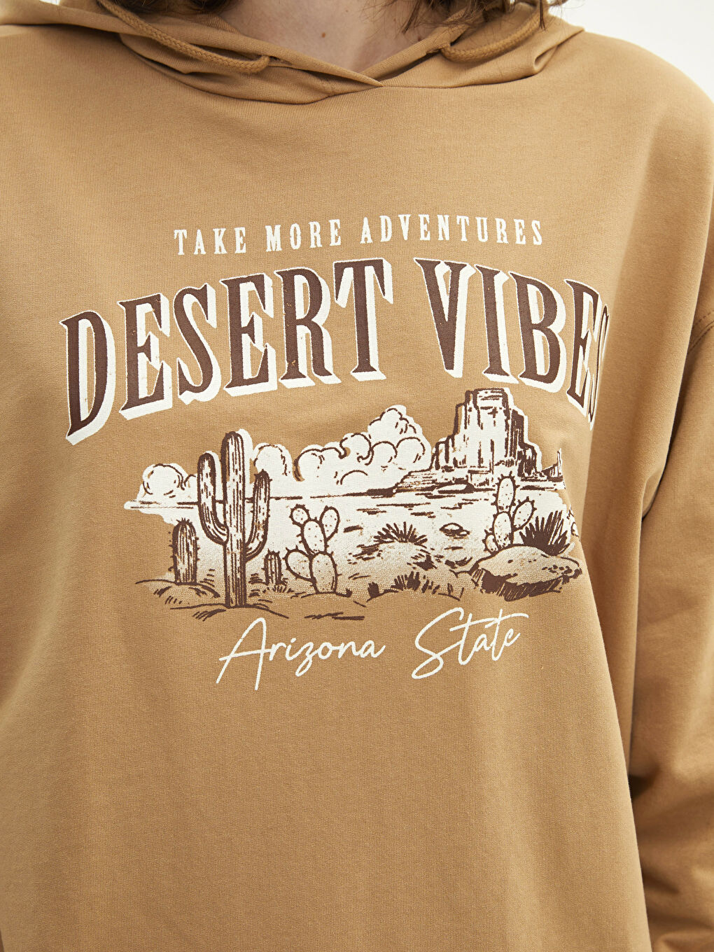 سويت شيرت نسائي مطبوع بغطاء للرأس وأكمام طويلة-3