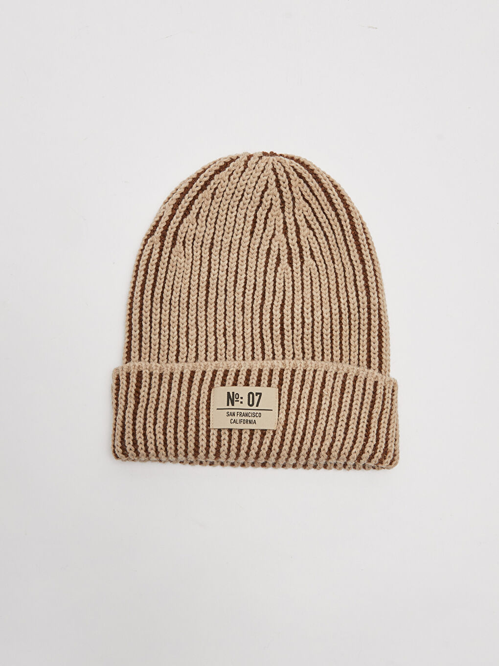 Kahverengi Renk Bloklu Etiket Detaylı Triko Kadın Bere-3