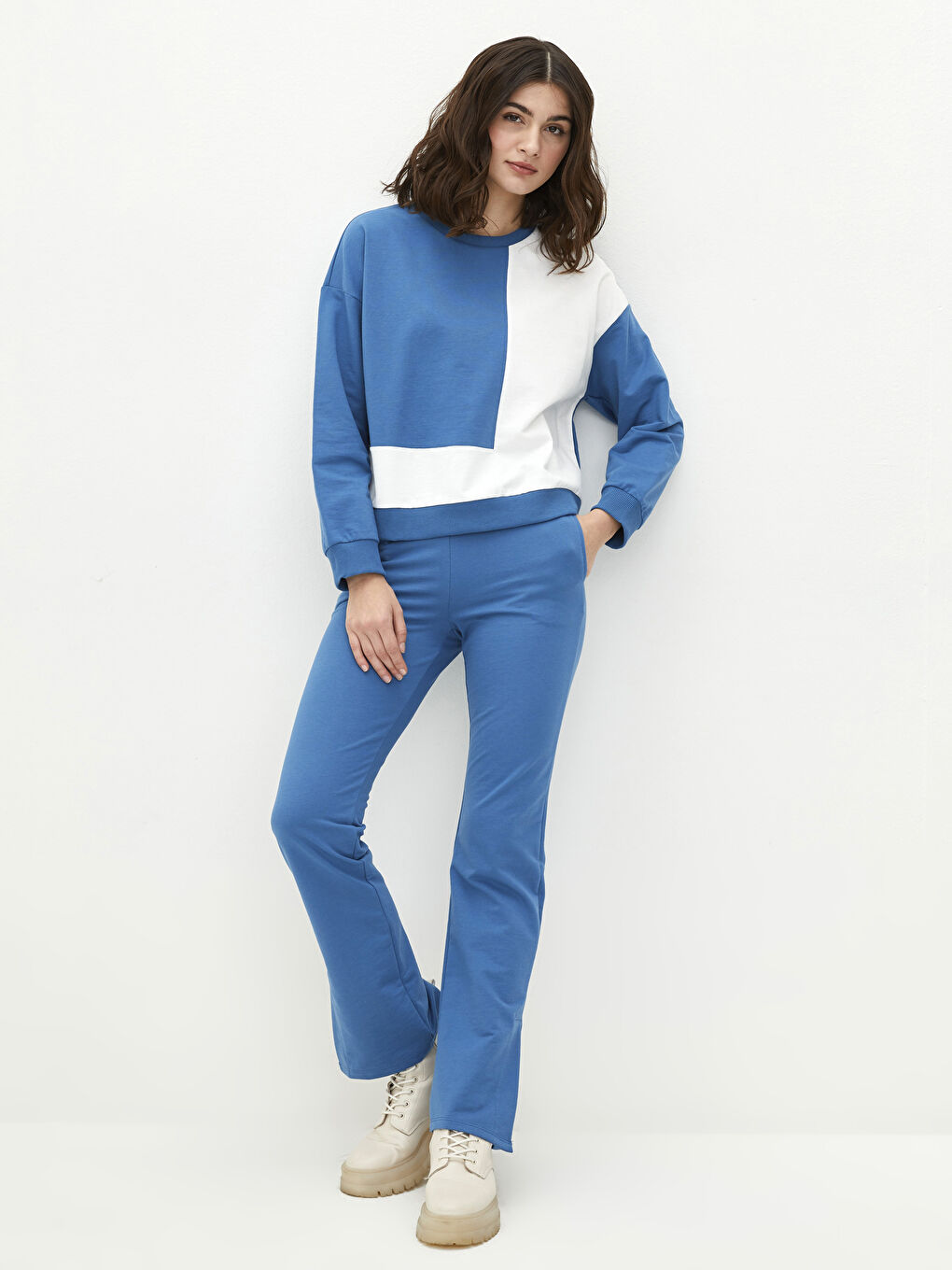 Mavi Bisiklet Yaka Renk Bloklu Uzun Kollu Kadın Sweatshirt-2