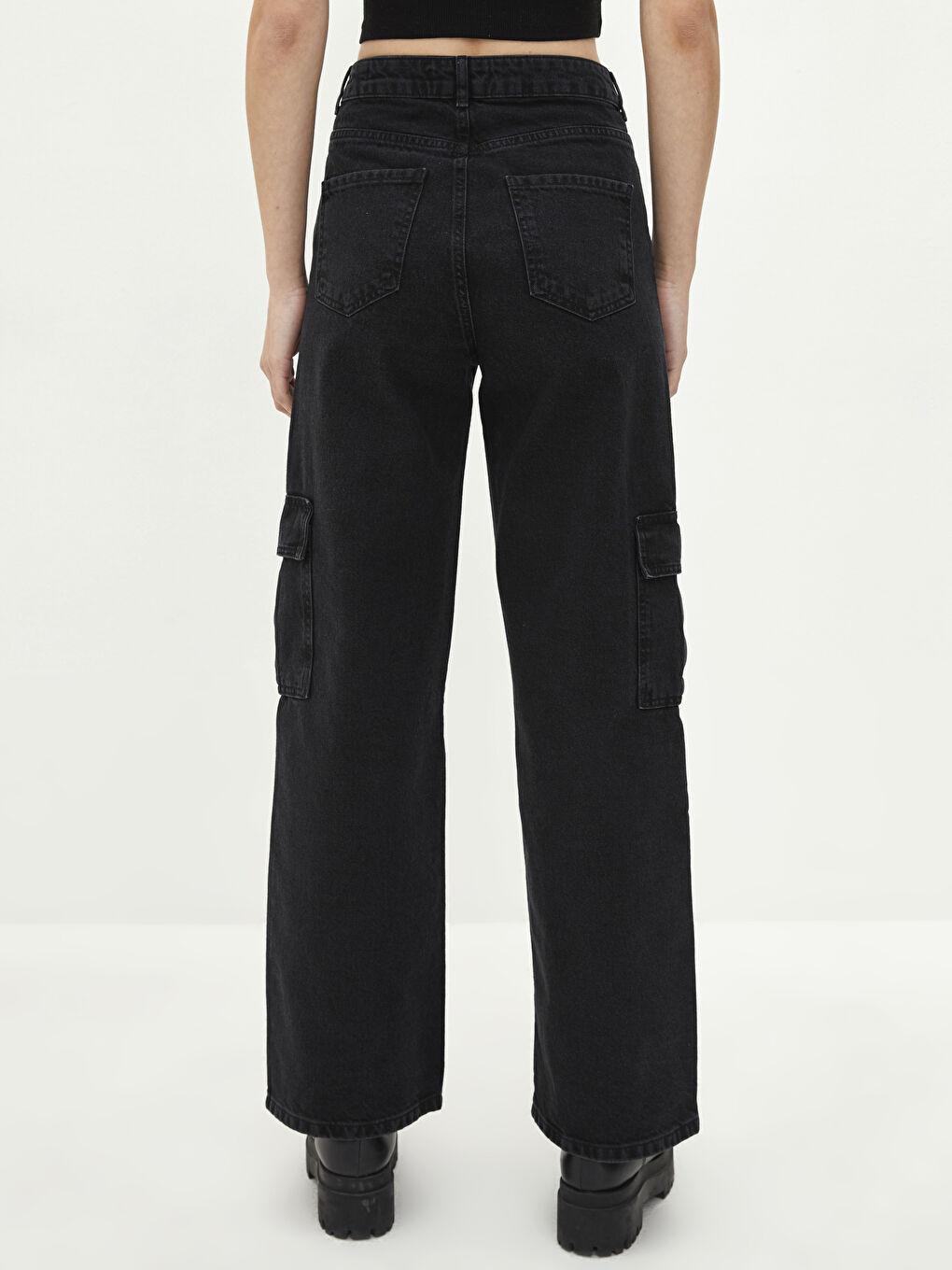 Siyah Yüksek Bel Wideleg Cep Detaylı Kadın Rodeo Jean Pantolon-4