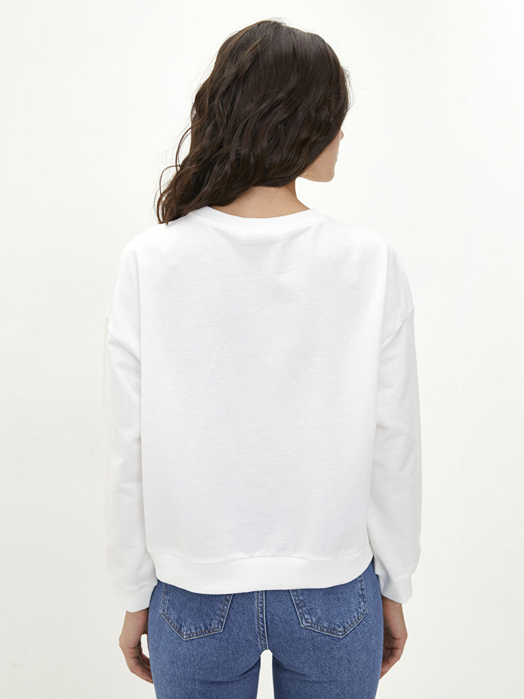 Ekru Bisiklet Yaka Dokulu Kadın Sweatshirt-4