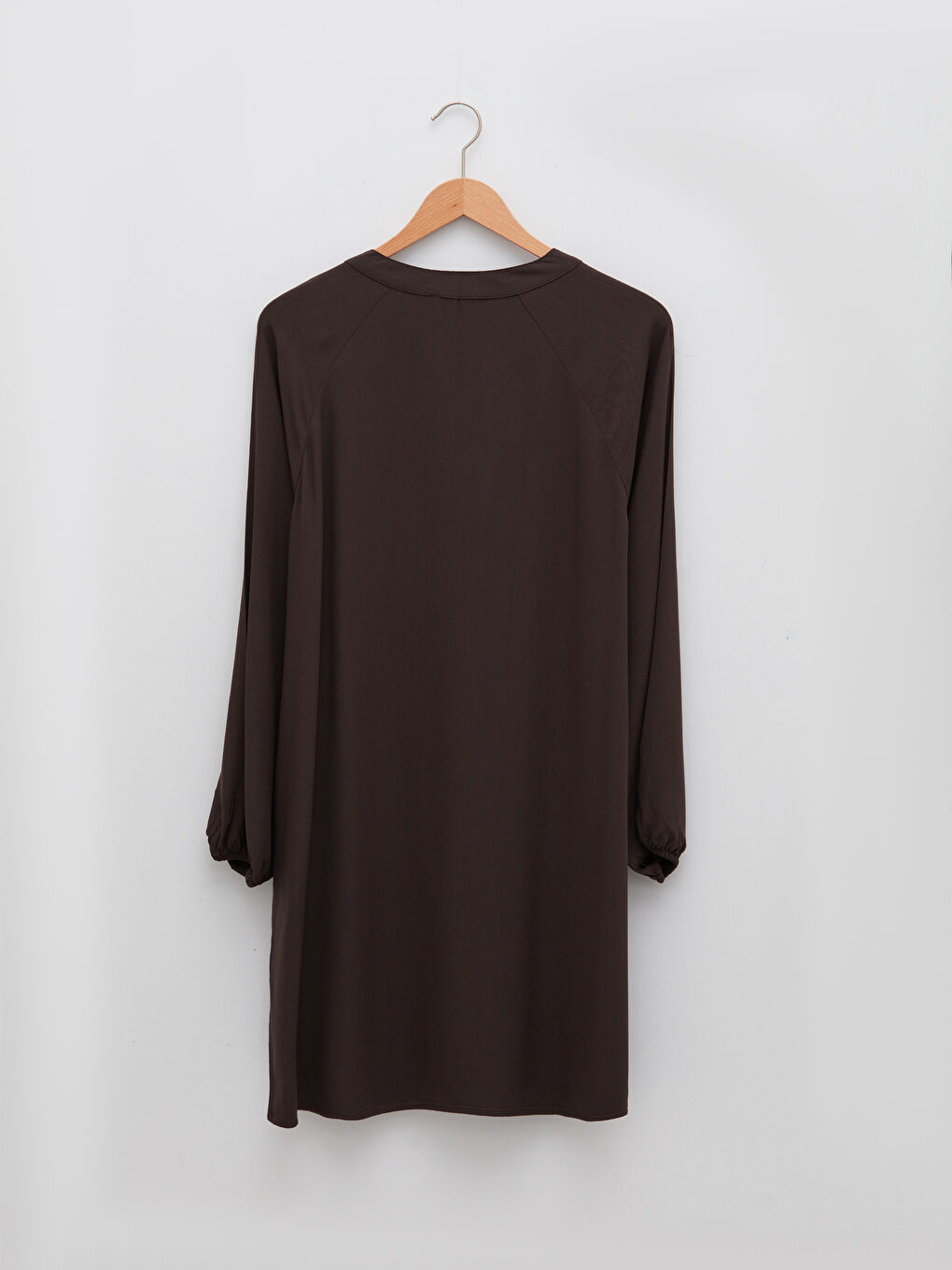 Kahverengi Bağlamalı Yaka Desenli Uzun Kollu Viskon Kadın Tunik-6