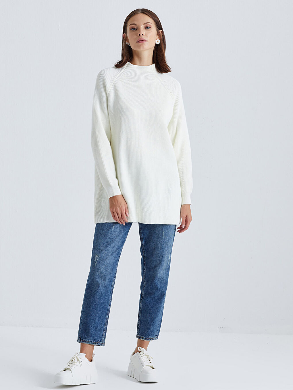 Ekru Yarım Balıkçı Yaka Kadın Triko Kazak