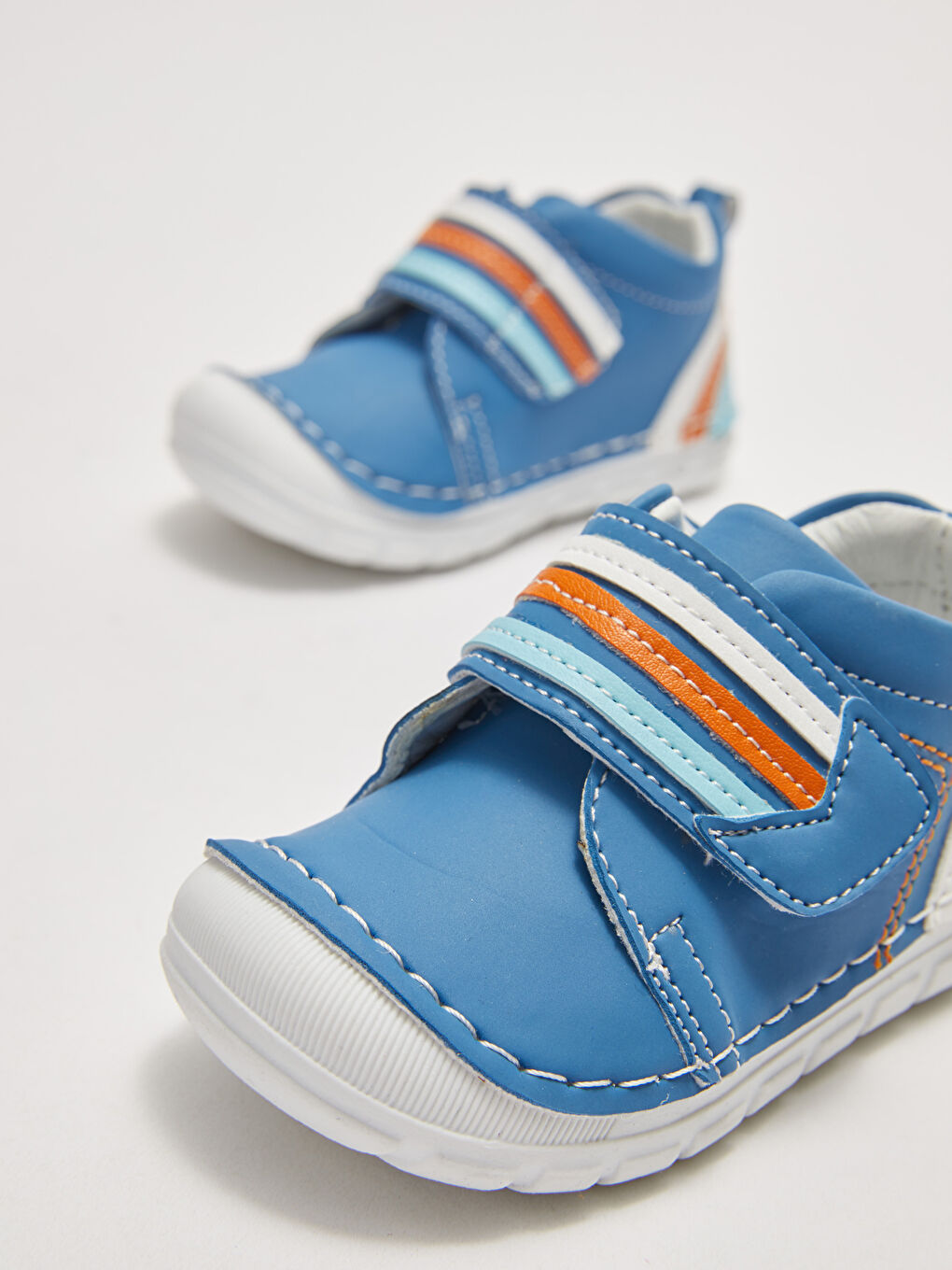İndigo Cırt Cırtlı Deri Astarlı Erkek Bebek Yürüme Öncesi Ayakkabısı-4