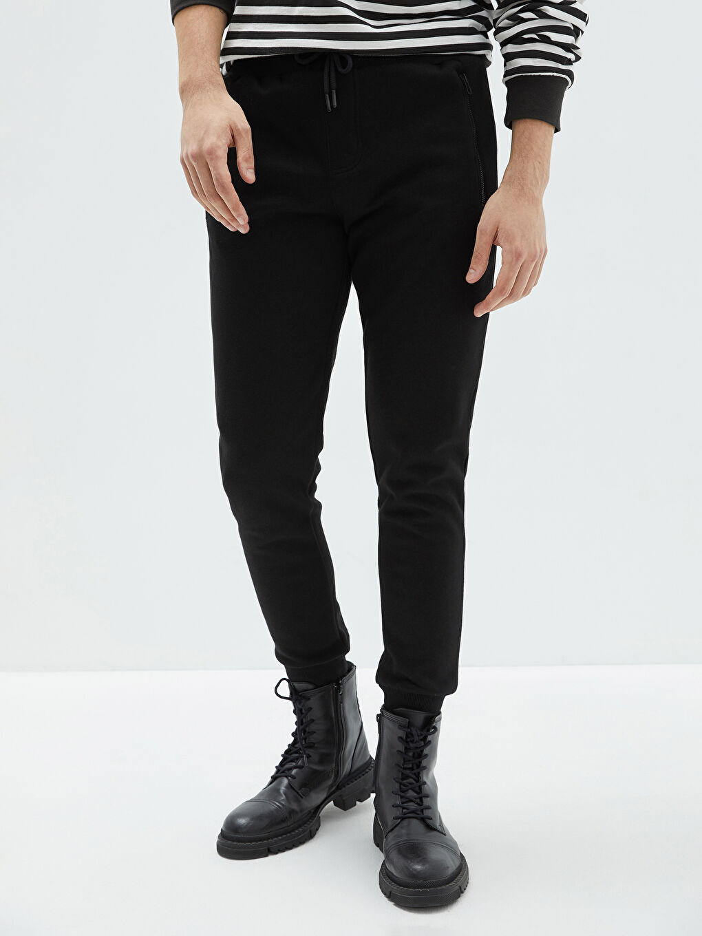 XSIDE Schlank Geschnittene Dicke Jogginghose für Herren -W1M432Z8-CVL