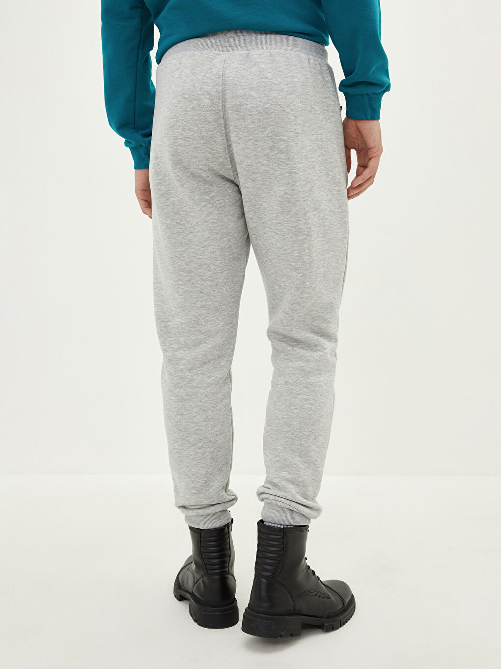 Slim Fit Men's Thick Jogger Sweatpants-3