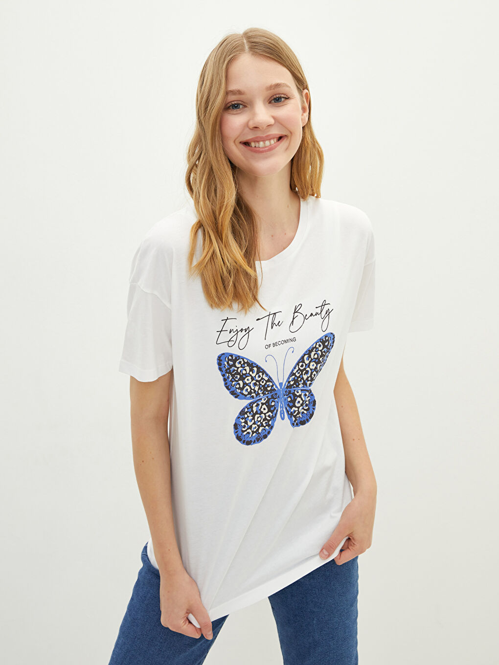 Ekru Bisiklet Yaka Baskılı Kısa Kollu Pamuklu Kadın Tişört