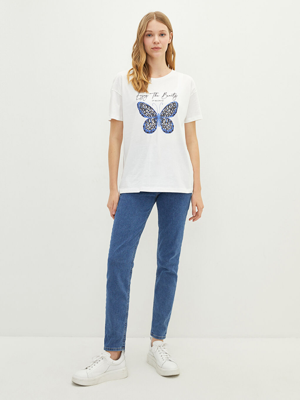 Ekru Bisiklet Yaka Baskılı Kısa Kollu Pamuklu Kadın Tişört-1