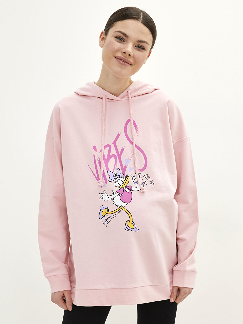 LCWAIKIKI Maternity Pembe Daisy Duck Baskılı Uzun Kollu Hamile Hoodie - 1