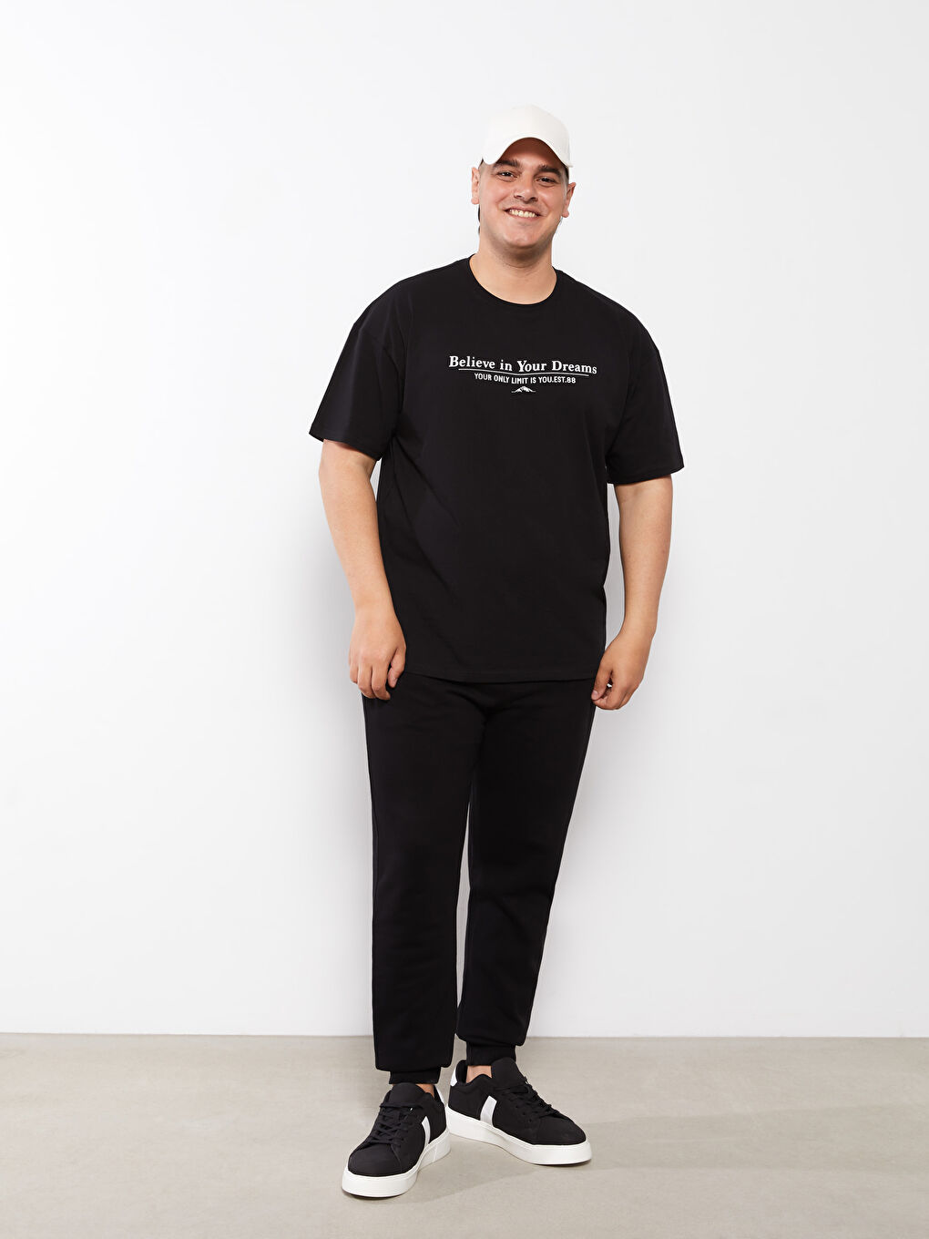 Siyah Slim Fit Erkek Kalın Jogger Eşofman Altı-1