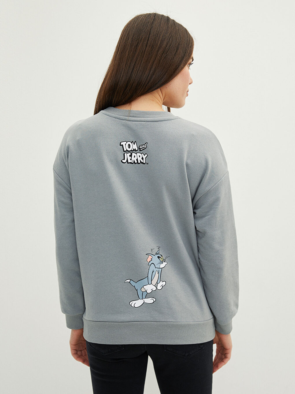 LCWAIKIKI Maternity Gri Bisiklet Yaka Tom&Jerry Baskılı Uzun Kollu Hamile Sweatshirt - 4