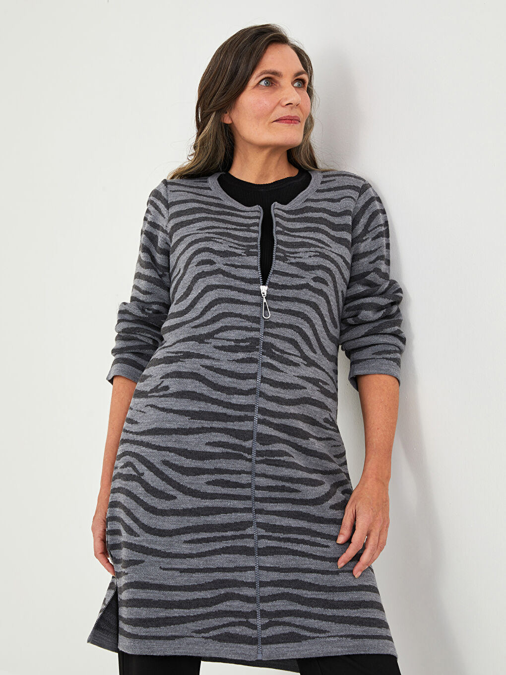 LCW Grace Crew Neck Patterned Long Sleeve Women's Knitwear Cardigan -W1M568Z8-MKJ