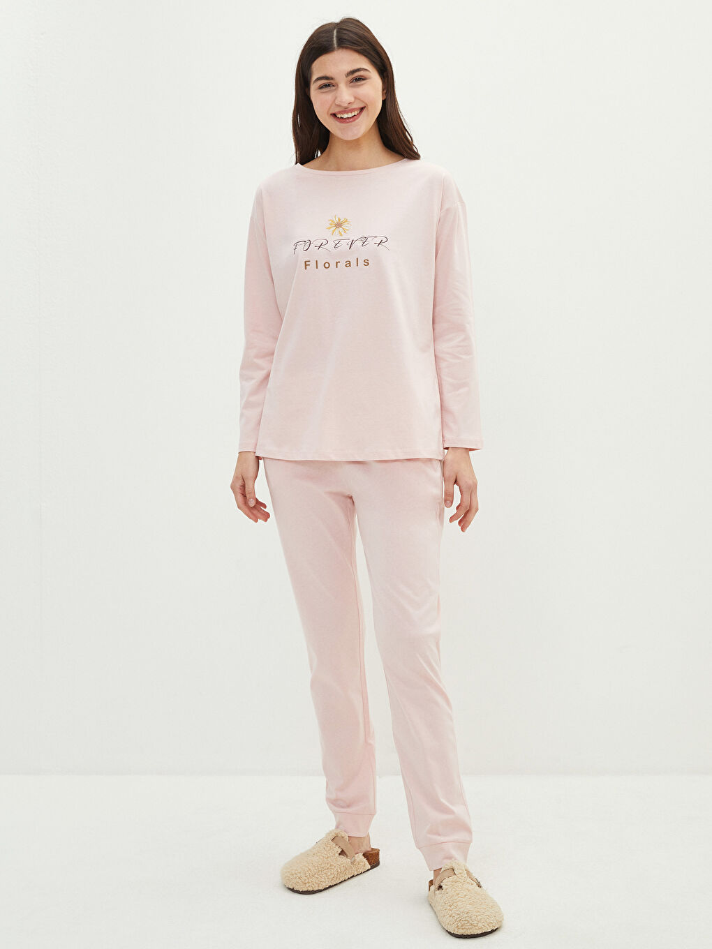 Pembe Bisiklet Yaka Baskılı Uzun Kollu Pamuklu Kadın Pijama Takımı-1