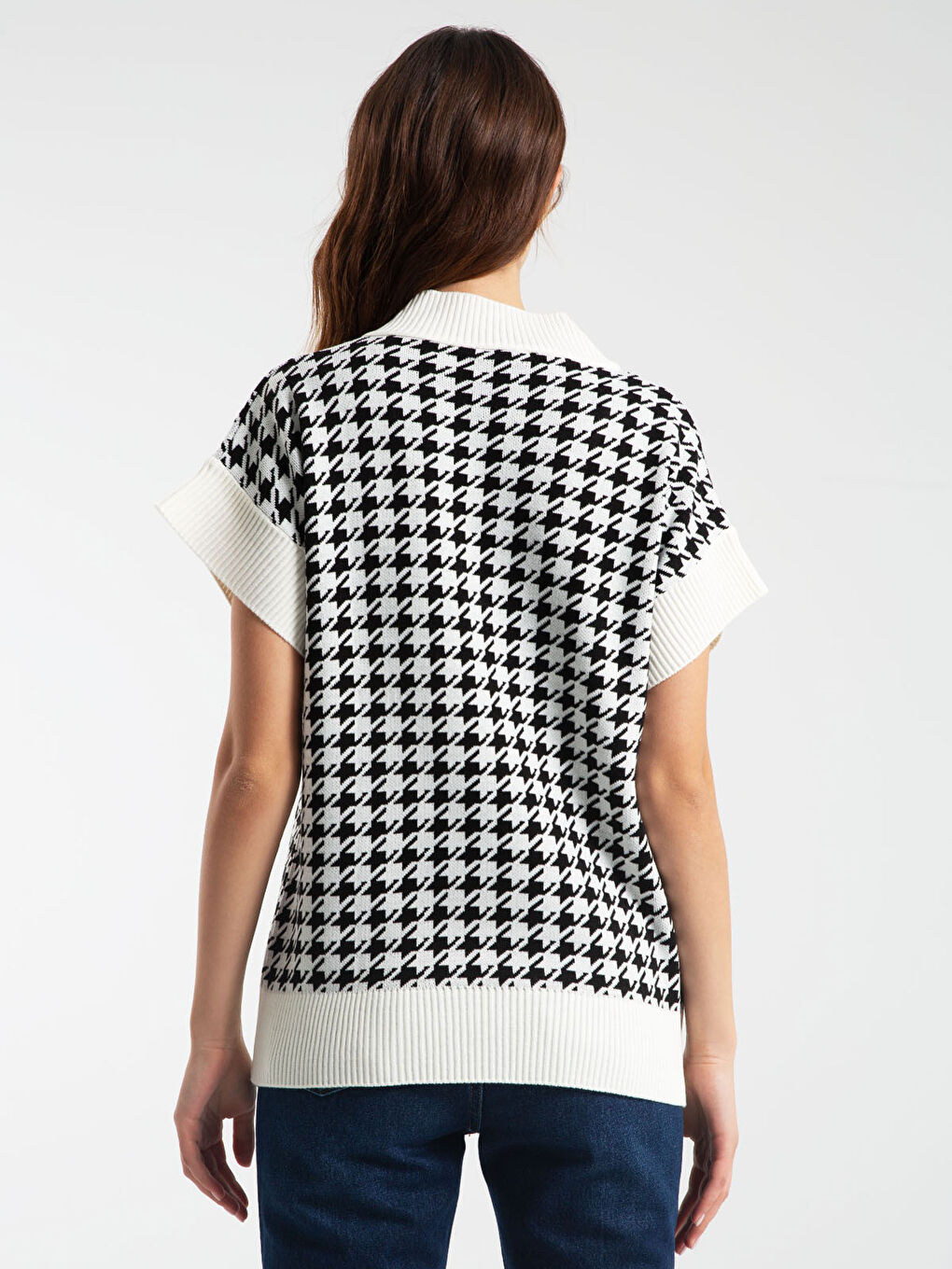 Avrile Clothing V-Neck Crowbar Patterned Short Sleeve Women's Knitwear Sweater-3