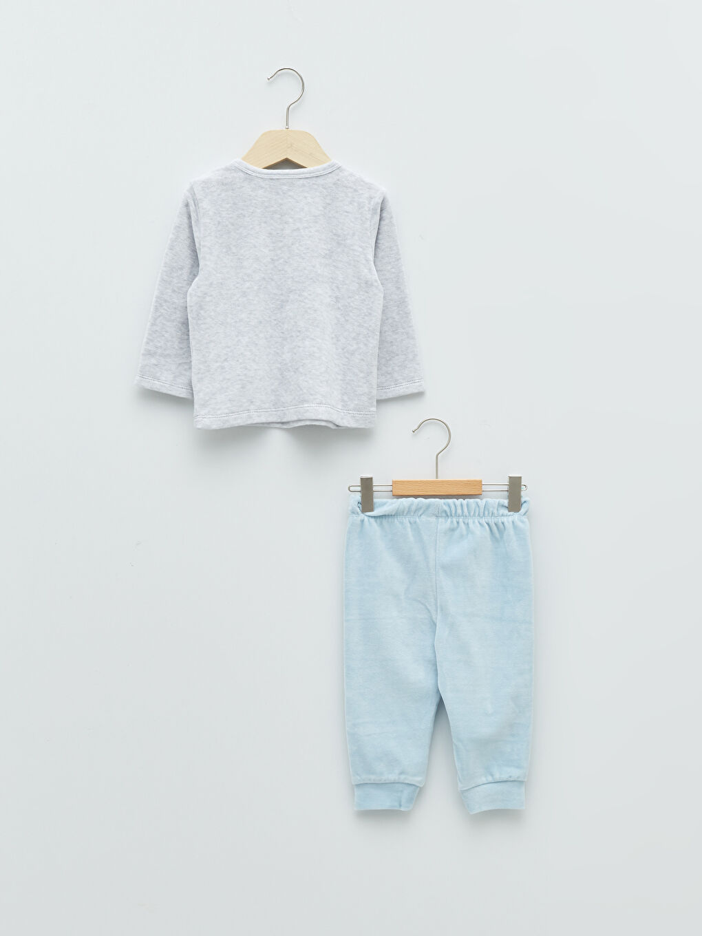 Beyaz Bisiklet Yaka Uzun Kollu Baskılı Kadife Erkek Bebek Pijama Takım-1