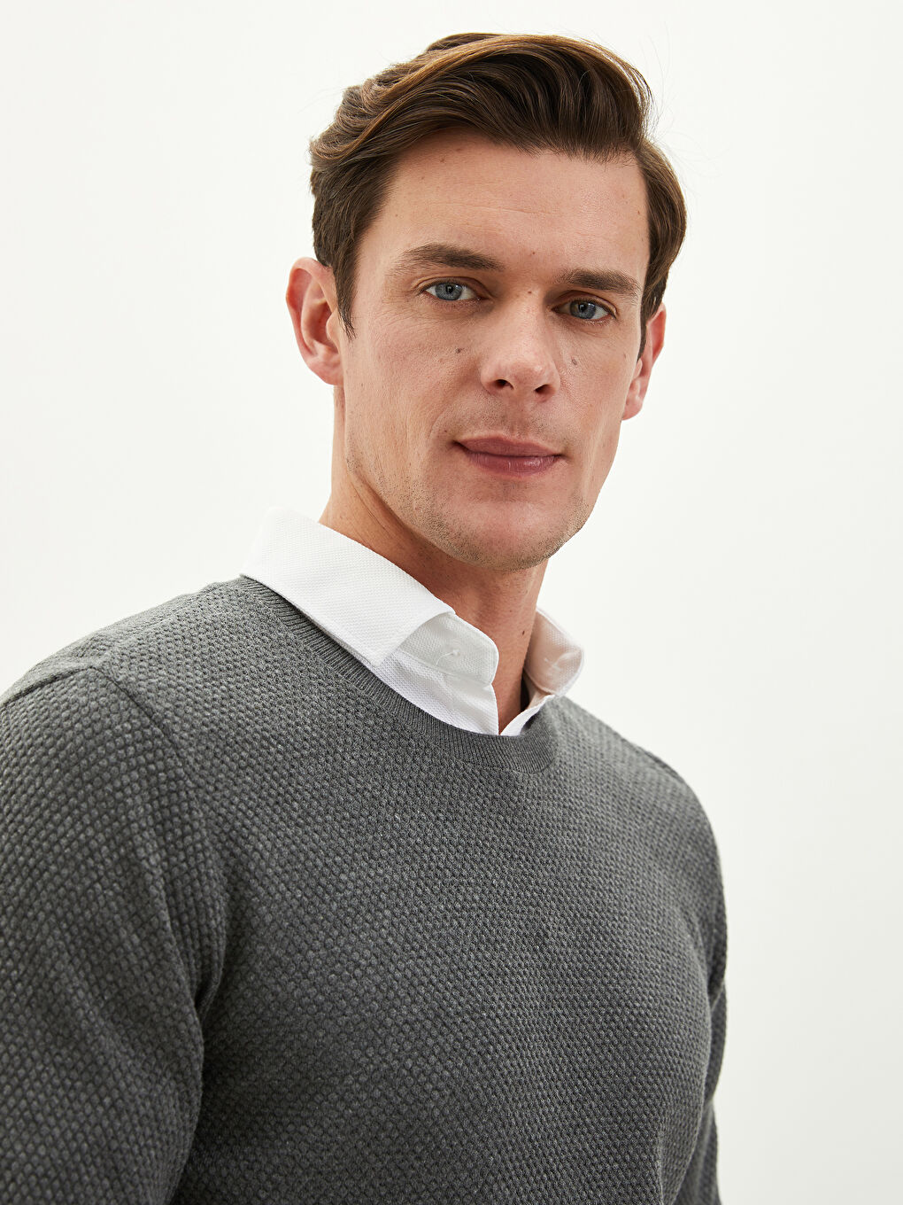 Crew Neck Long Sleeve Thin Men's Tricot Sweater-3