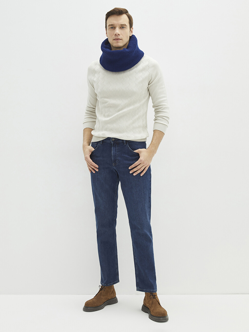 Self Patterned Men's Knit Snood-1