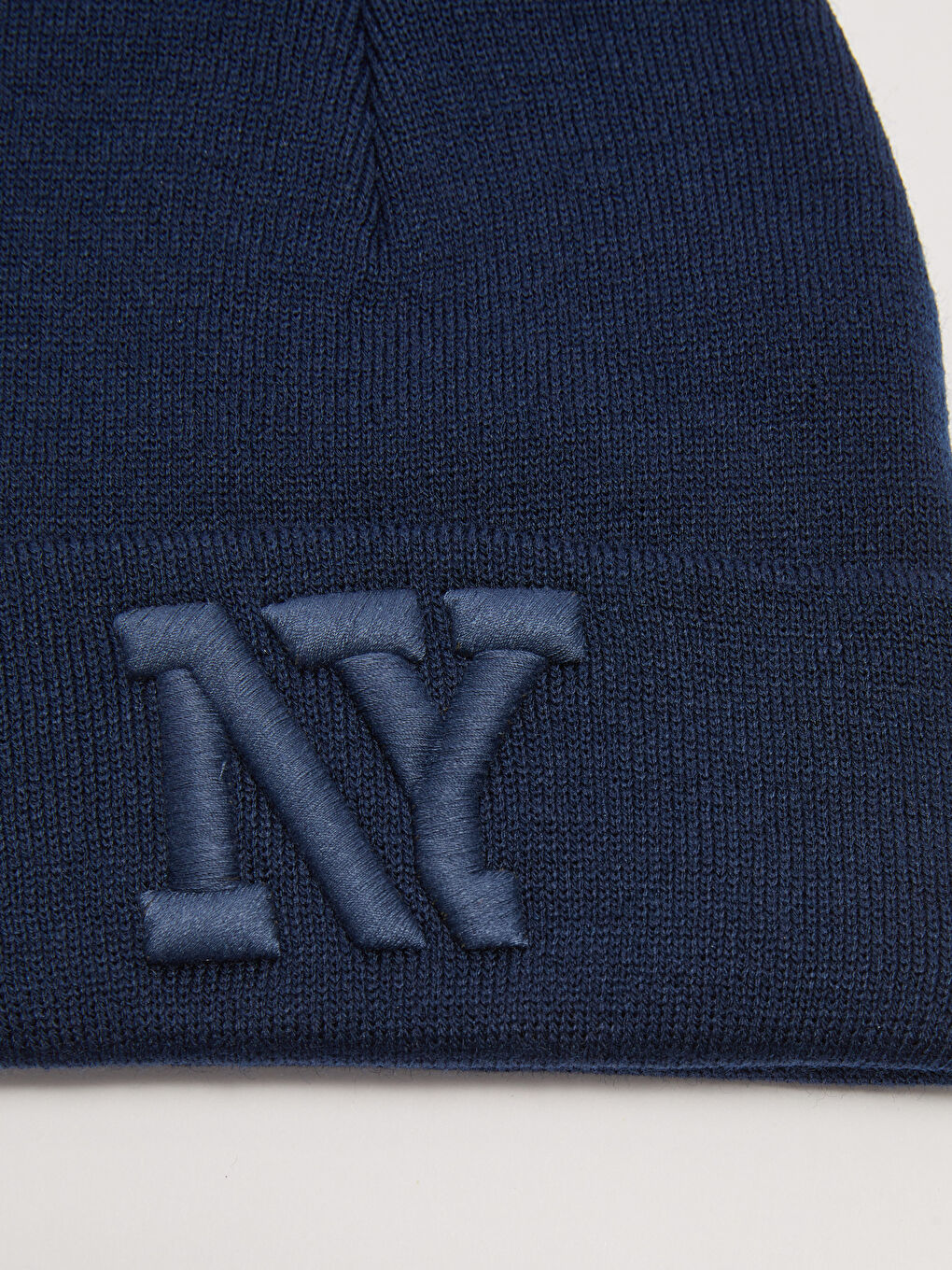 Lacivert Nakış Detaylı Erkek Triko Bere-2