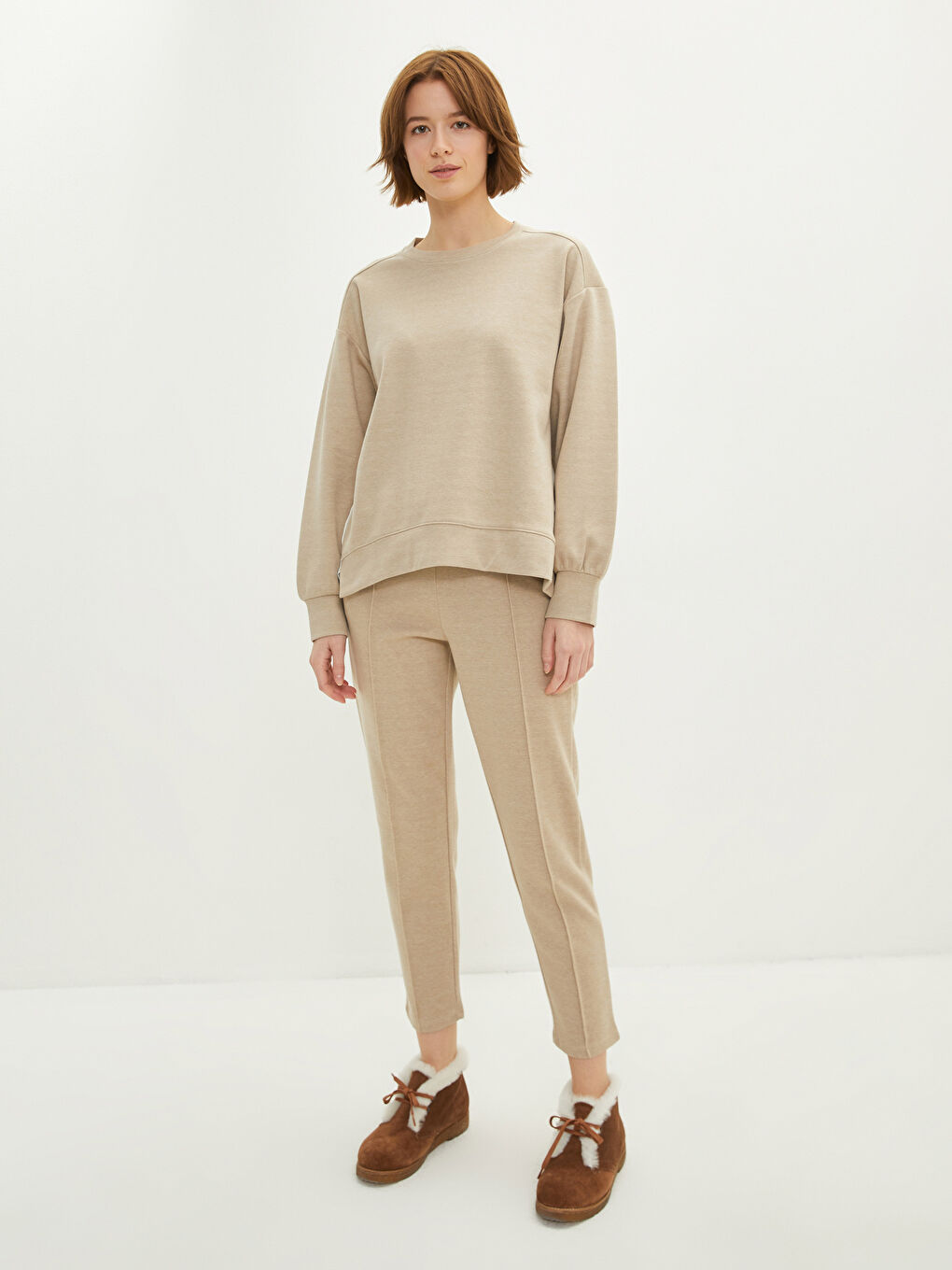 Bej Bisiklet Yaka Oversize Kadın Sweatshirt-1