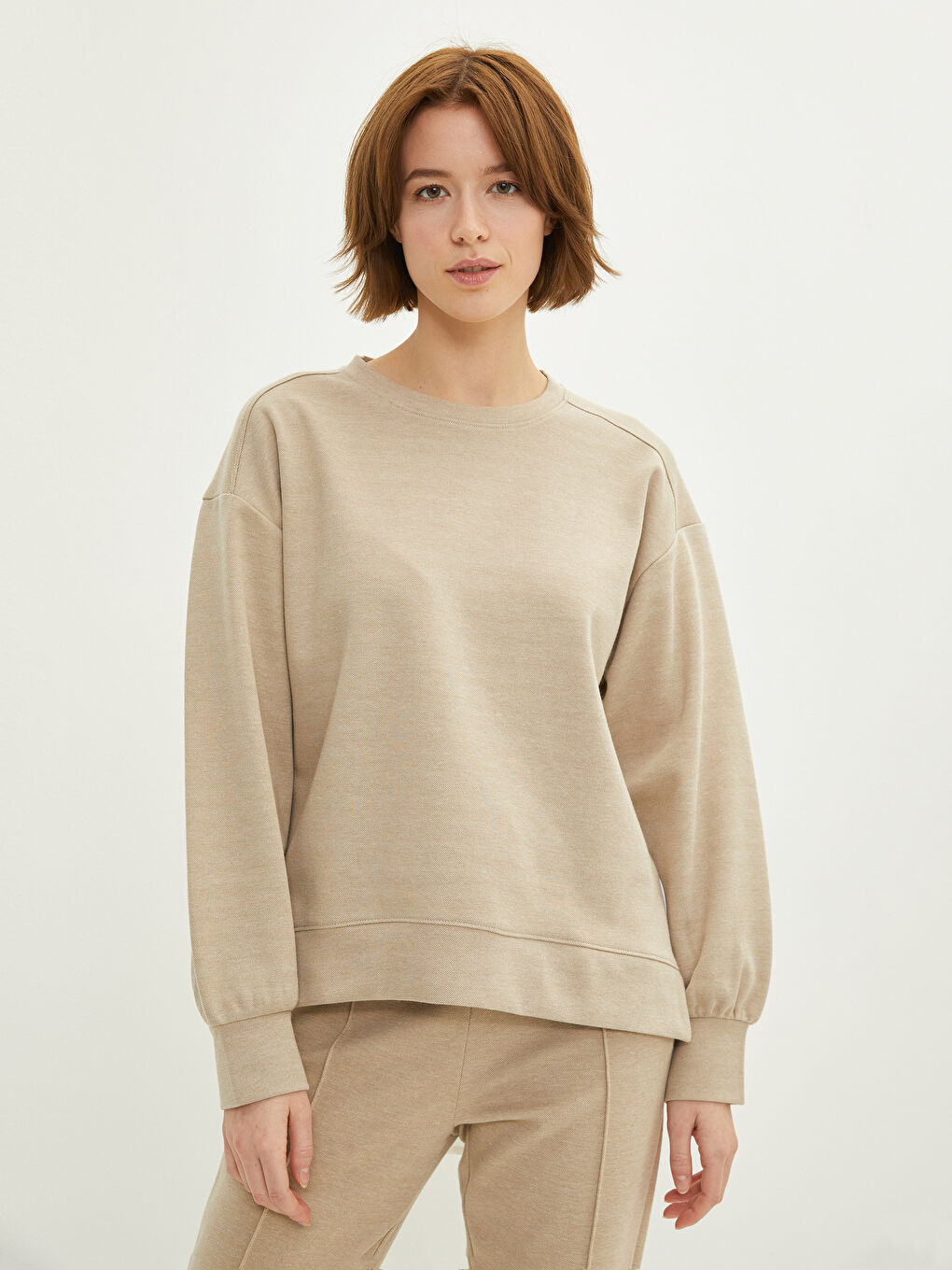 Bej Bisiklet Yaka Oversize Kadın Sweatshirt-2