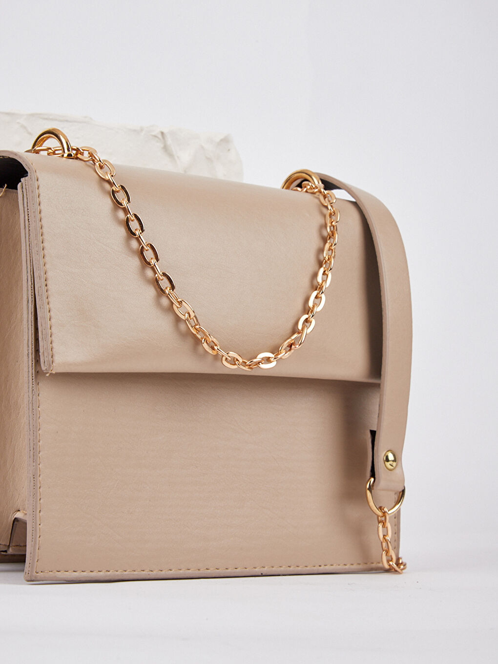 MOON Chain Strap Shoulder Bag-2