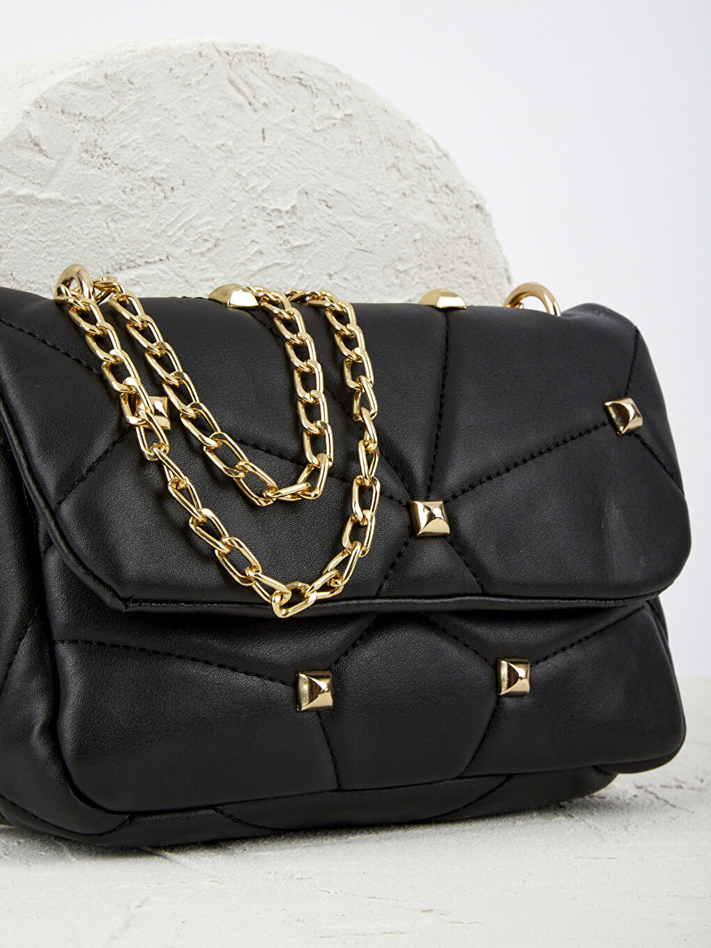 Siyah MOON Trok Detaylı Zincir Askılı Kadın Omuz Çantası-1